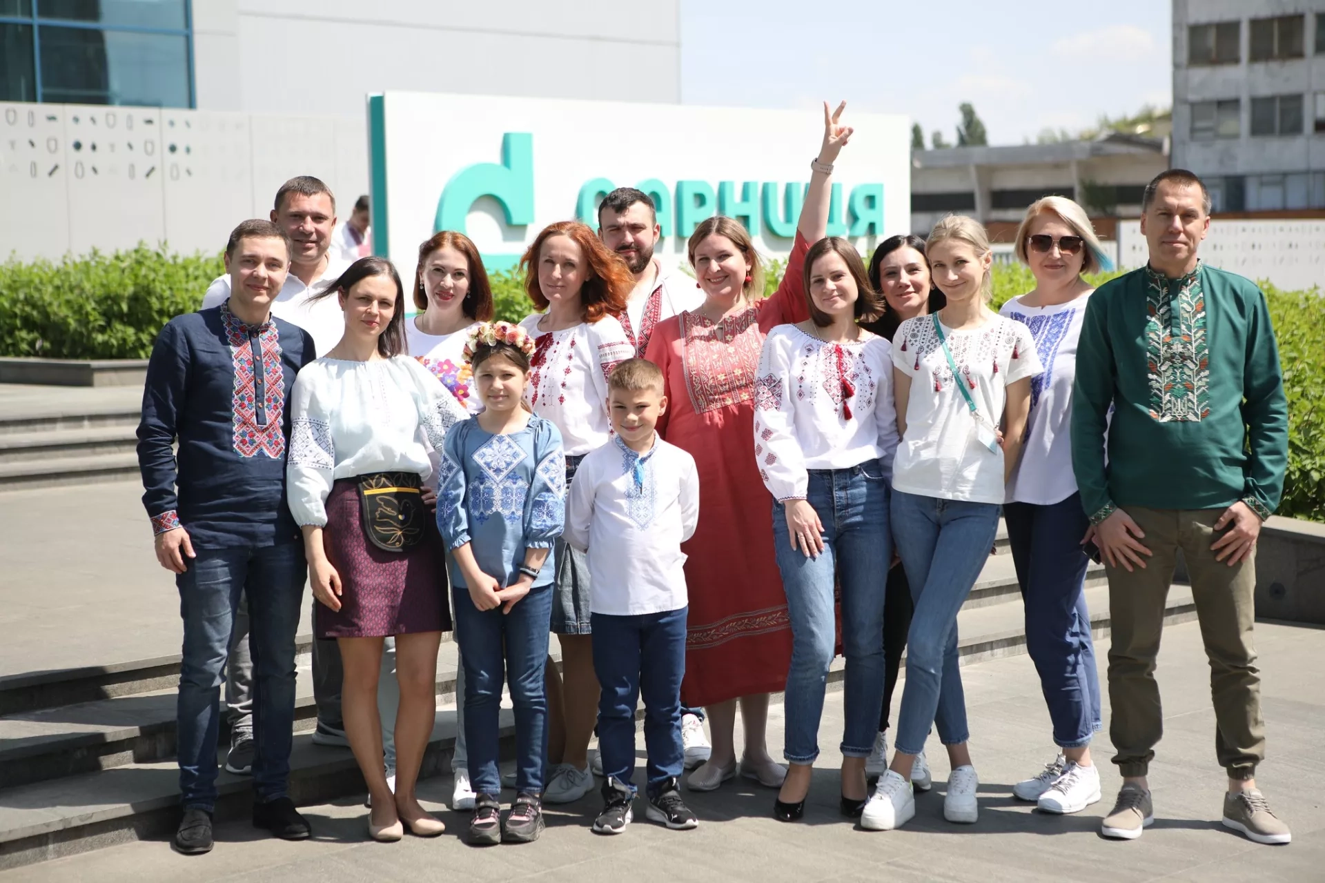 Люди Дарниці