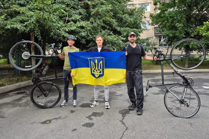 Партнери в русі Партнери в русі